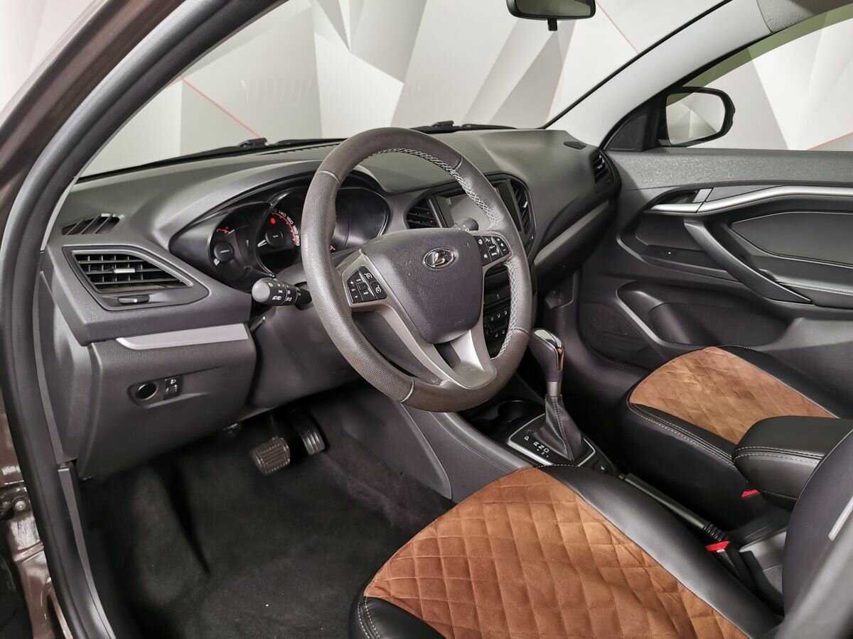 Lada (ВАЗ) Vesta с пробегом — 2022 год. Фото: #12