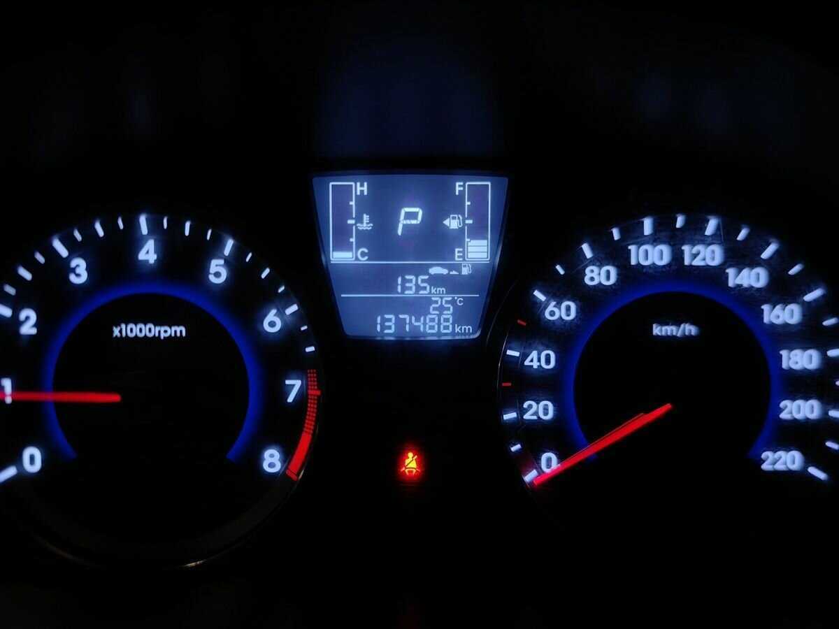 Hyundai Solaris с пробегом — 2015 год. Фото: #15