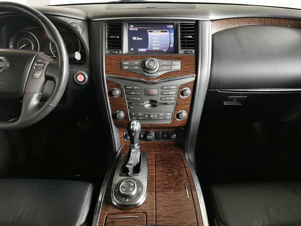 Nissan Patrol с пробегом — 2014 год. Фото: #10