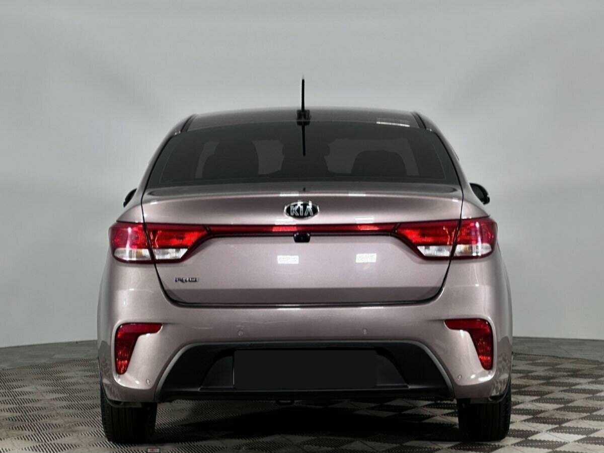 Kia Rio с пробегом — 2019 год. Фото: #3