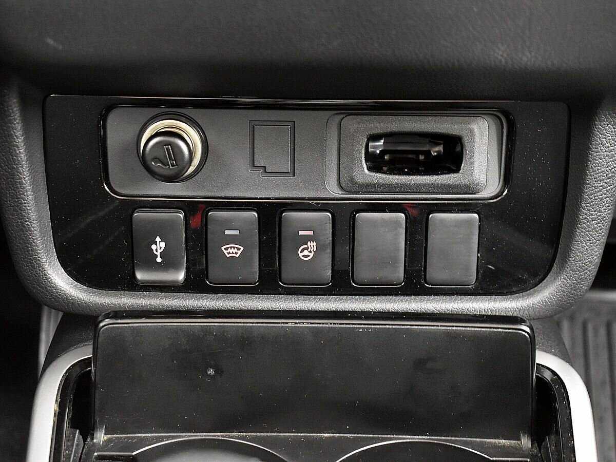 Mitsubishi Outlander с пробегом — 2018 год. Фото: #14