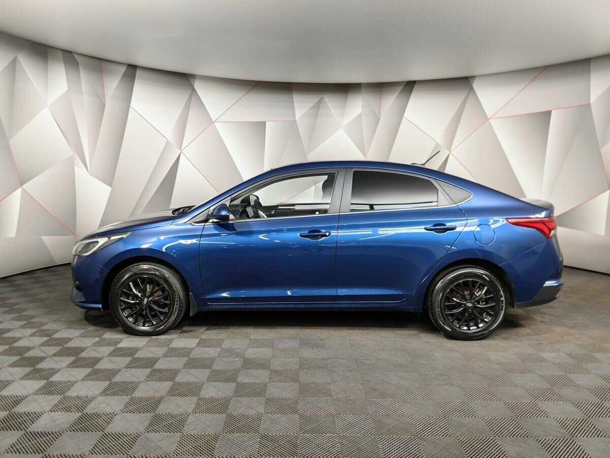 Hyundai Solaris с пробегом — 2022 год. Фото: #3