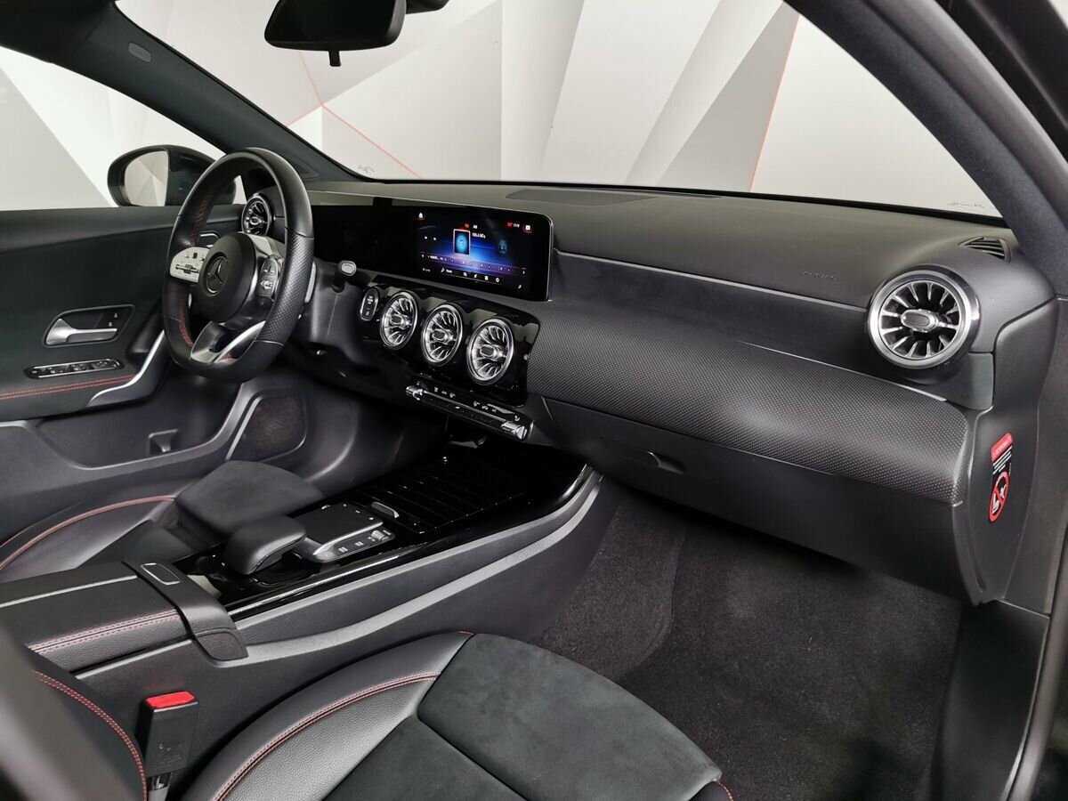 Mercedes-Benz A-Класс с пробегом — 2021 год. Фото: #8