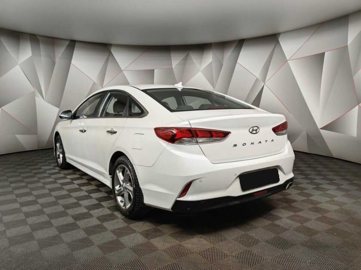 Hyundai Sonata с пробегом — 2018 год. Фото: #3