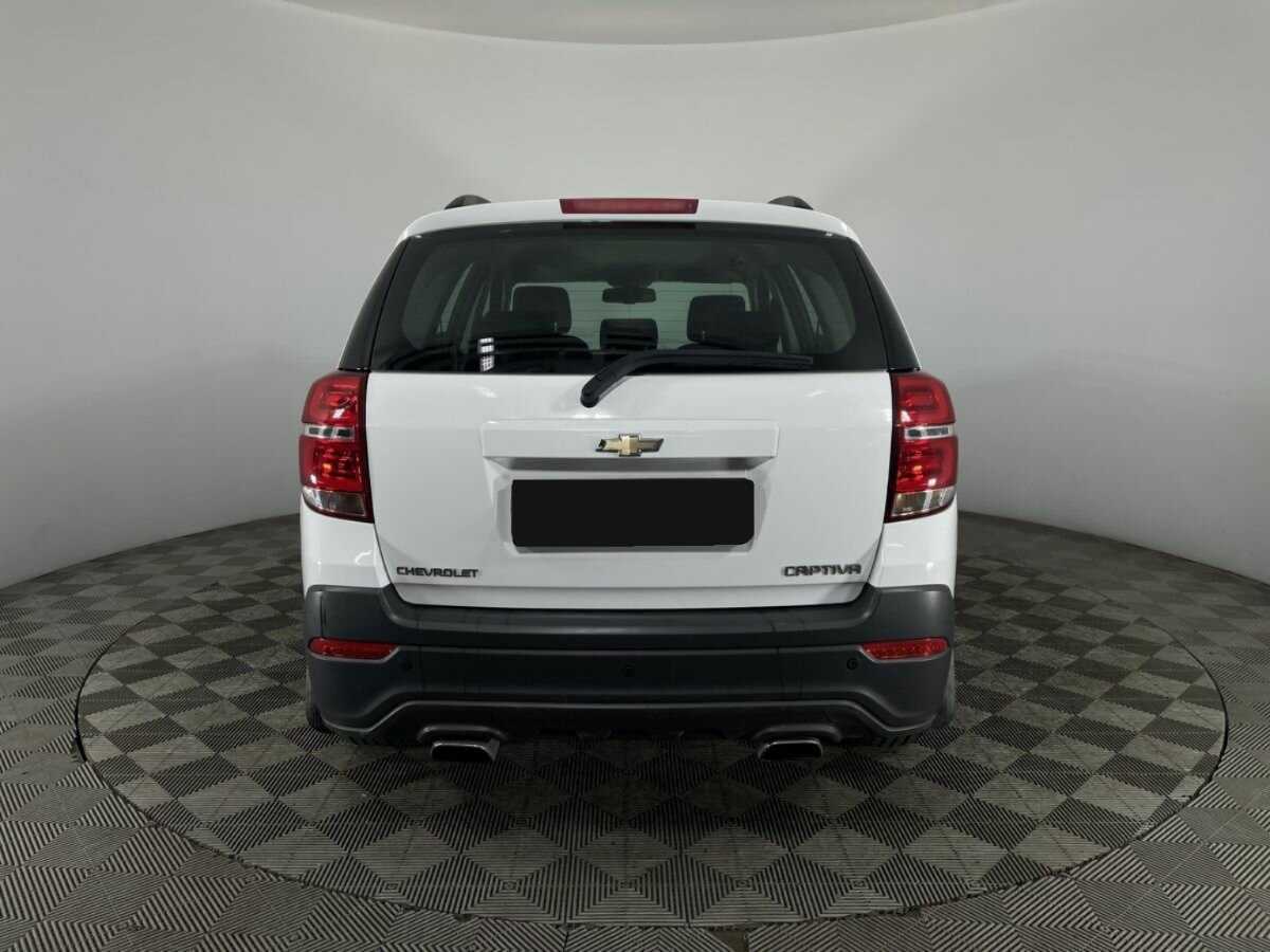 Chevrolet Captiva с пробегом — 2014 год. Фото: #2