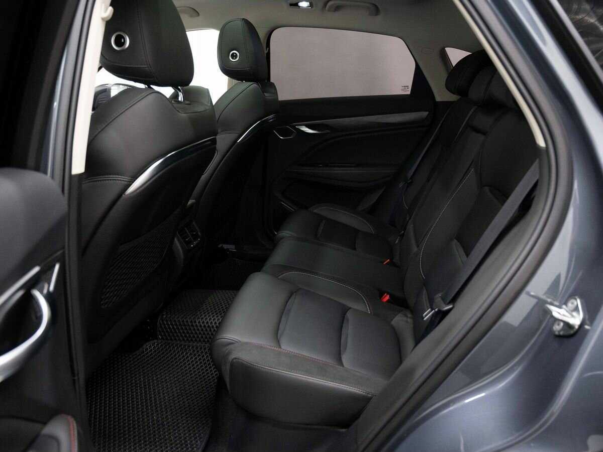 Geely Tugella с пробегом — 2022 год. Фото: #8