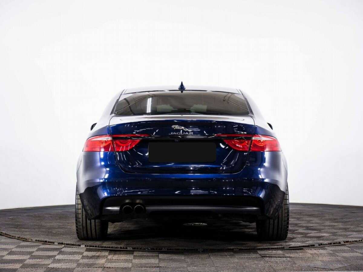 Jaguar XF с пробегом — 2017 год. Фото: #4