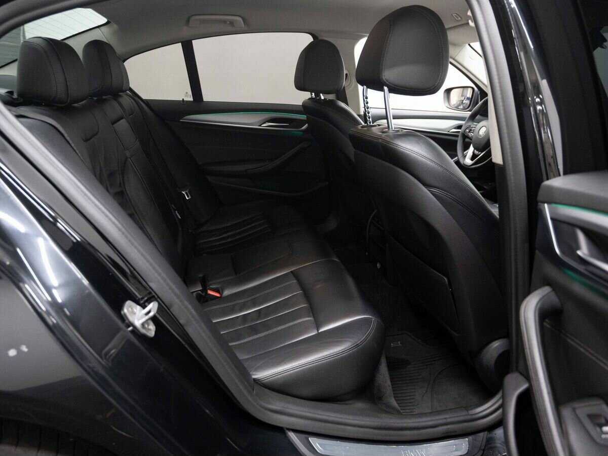 BMW 5 серии с пробегом — 2018 год. Фото: #9