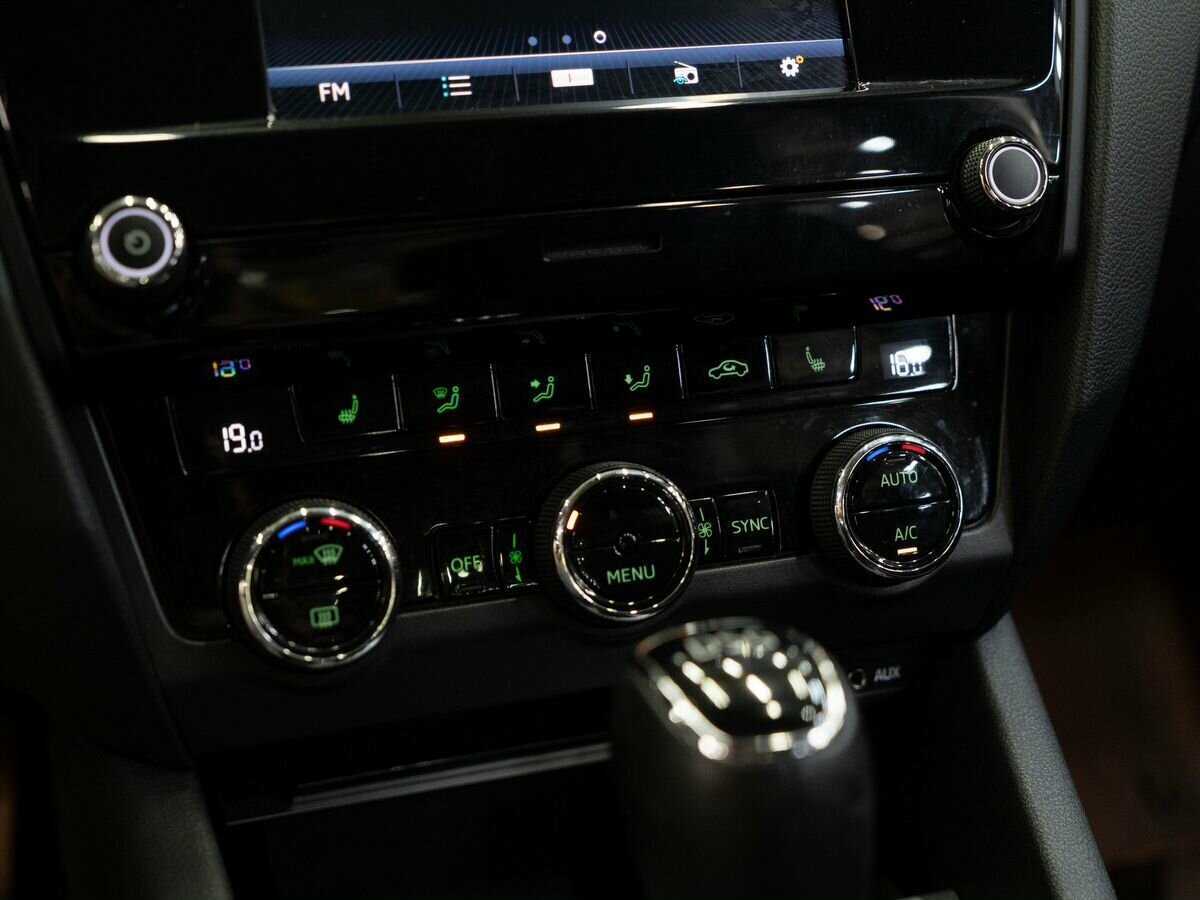 Skoda Octavia с пробегом — 2017 год. Фото: #12