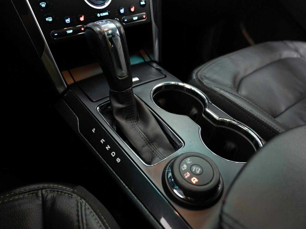 Ford Explorer с пробегом — 2016 год. Фото: #20