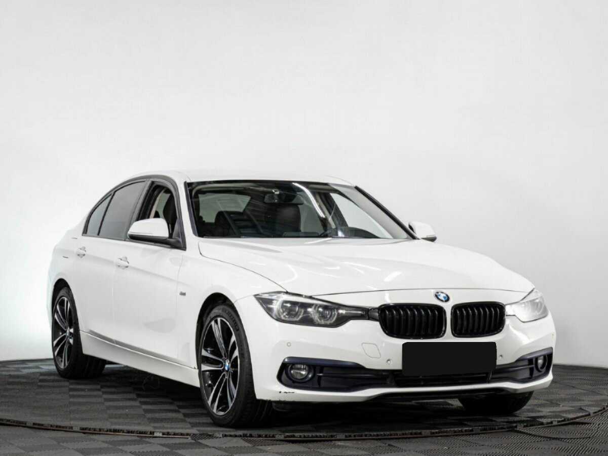 BMW 3 серии с пробегом — 2017 год. Фото: #2