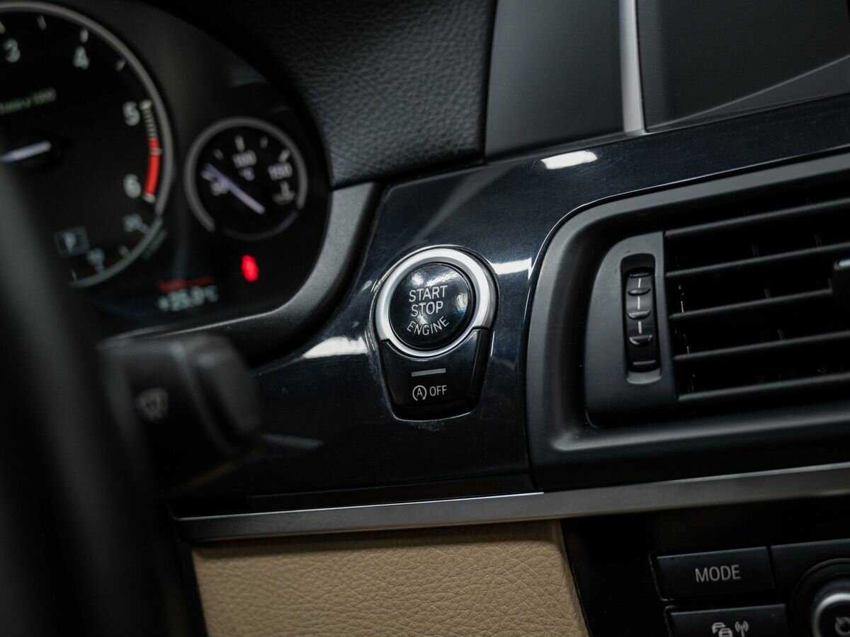 BMW 5 серии с пробегом — 2014 год. Фото: #20