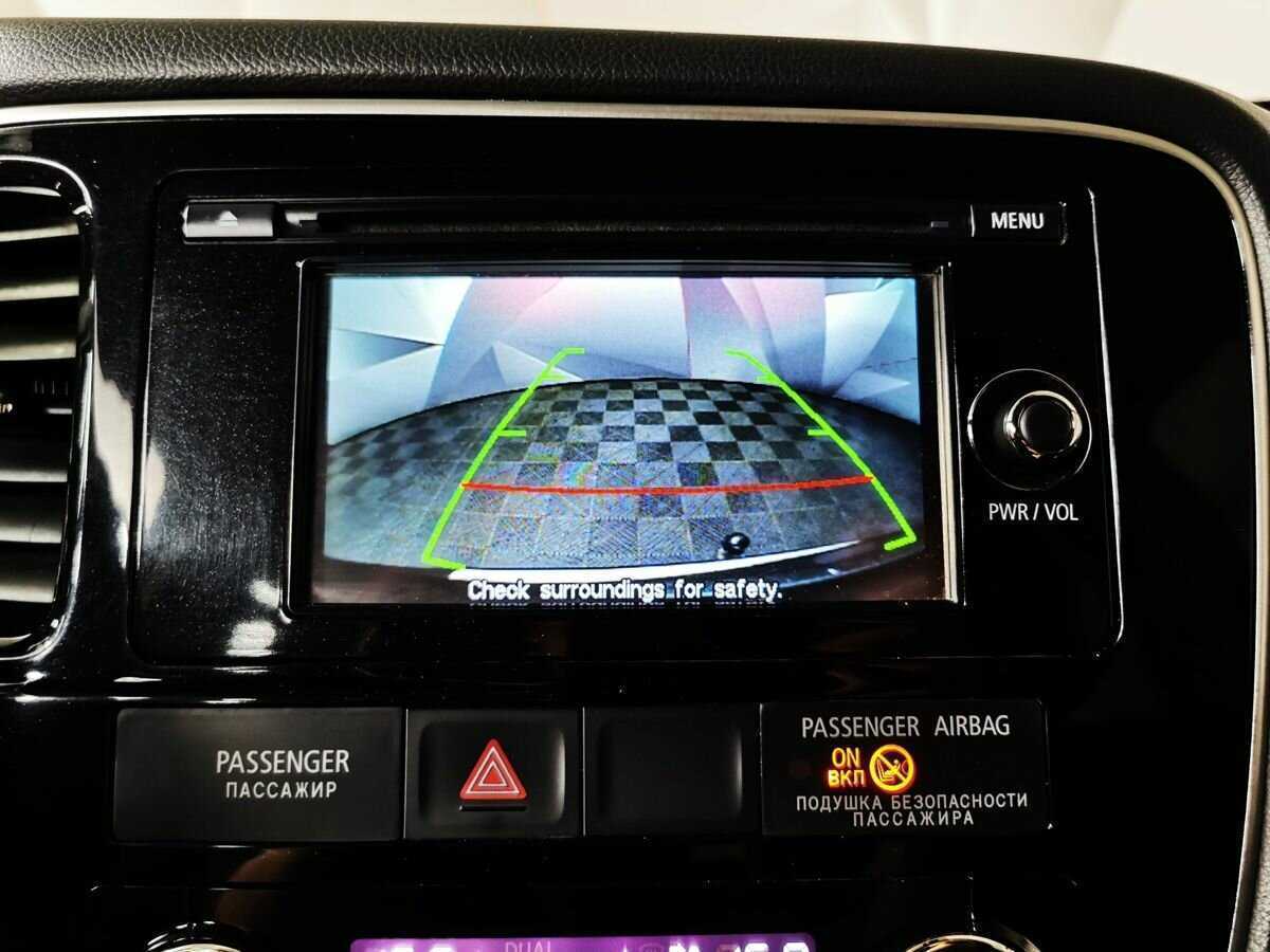 Mitsubishi Outlander с пробегом — 2016 год. Фото: #15