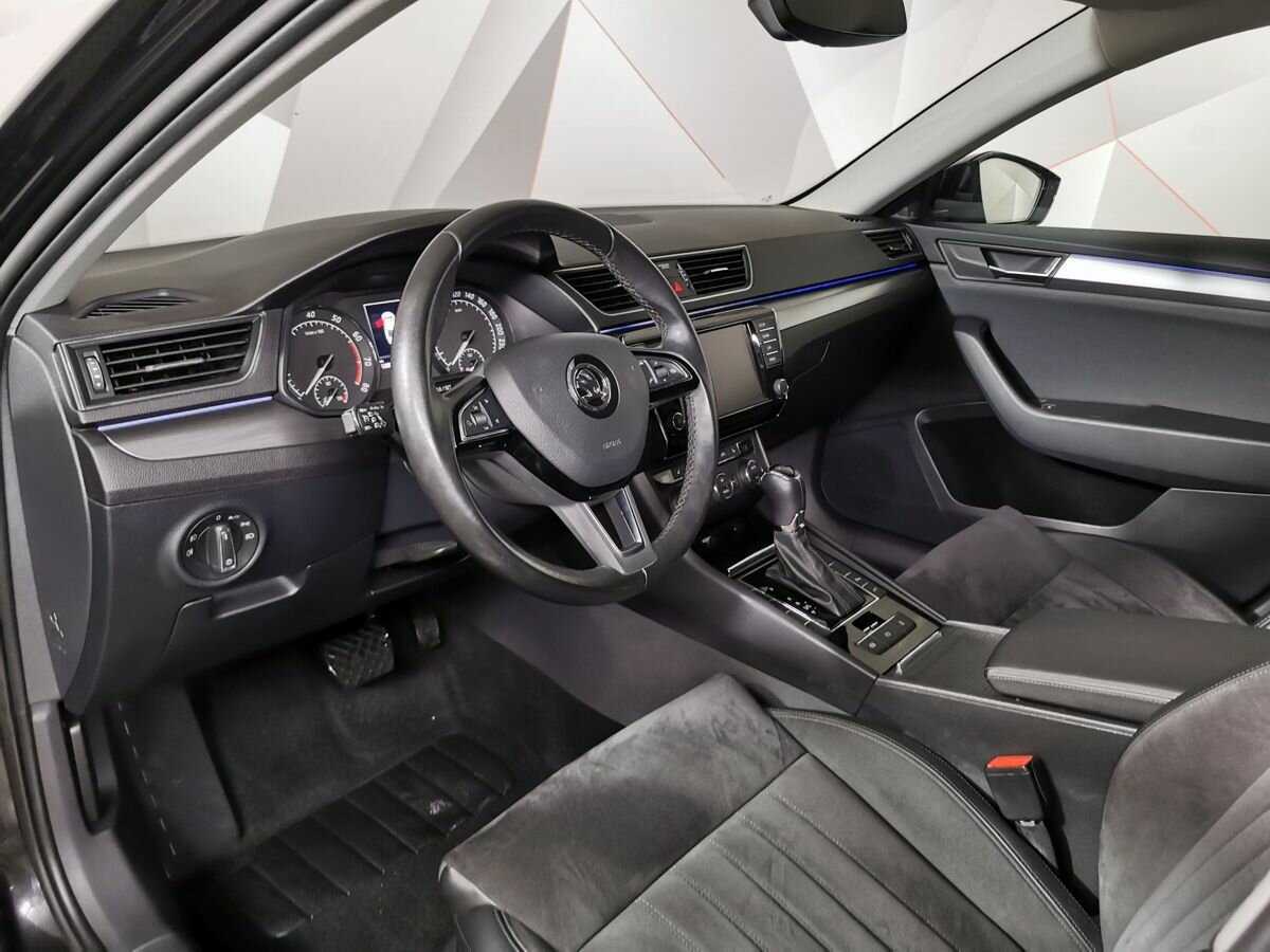 Skoda Superb с пробегом — 2017 год. Фото: #13