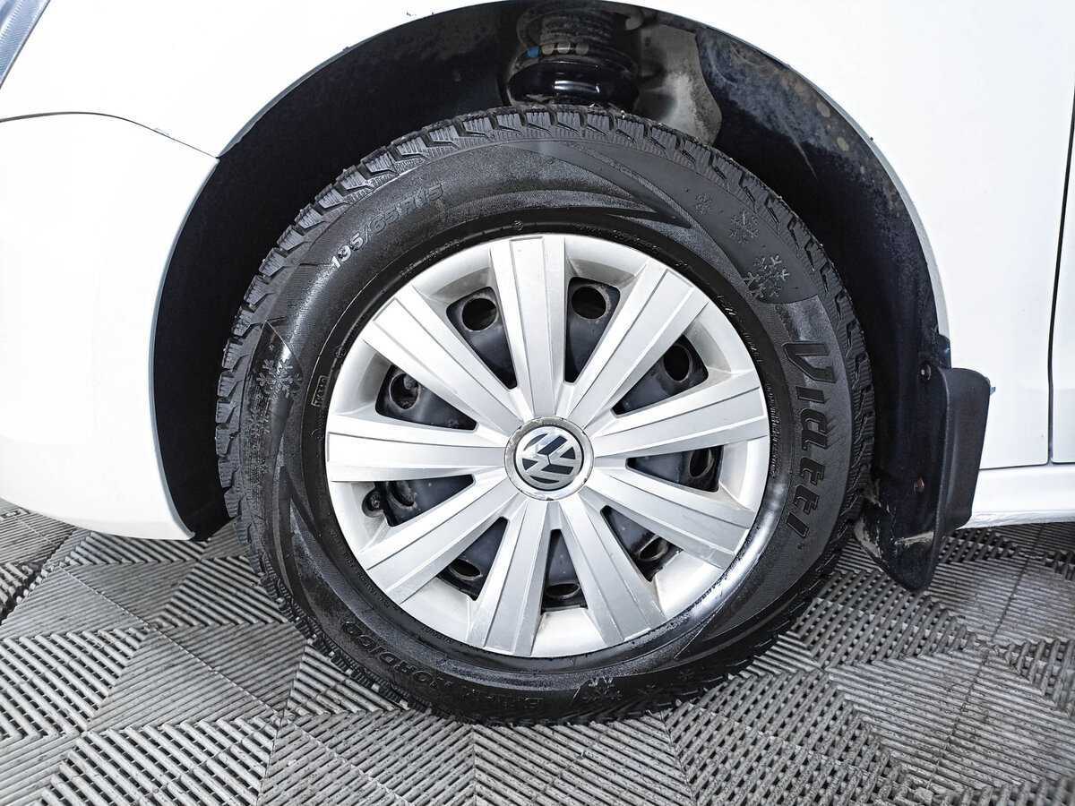 Volkswagen Jetta с пробегом — 2014 год. Фото: #17