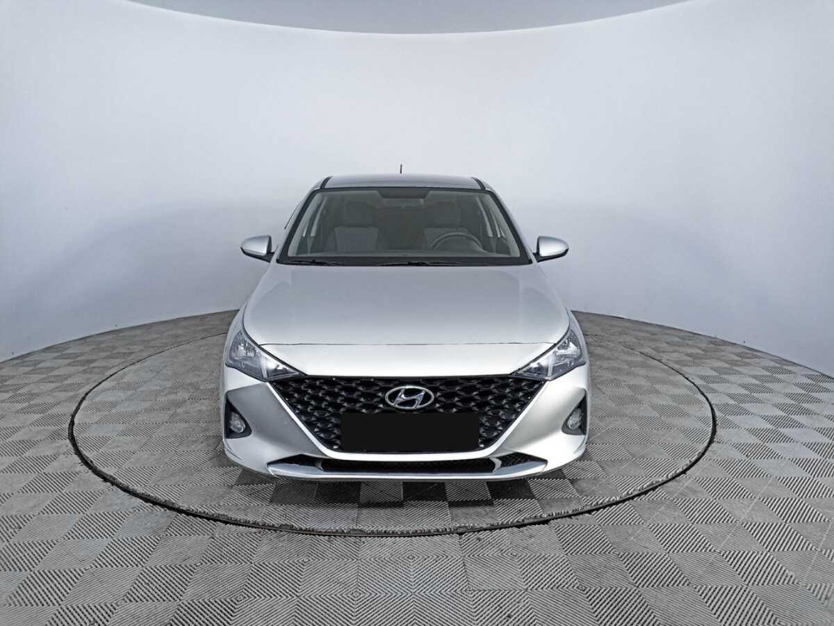 Hyundai Solaris с пробегом — 2021 год. Фото: #1