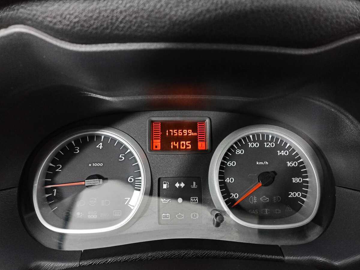 Renault Duster с пробегом — 2014 год. Фото: #10