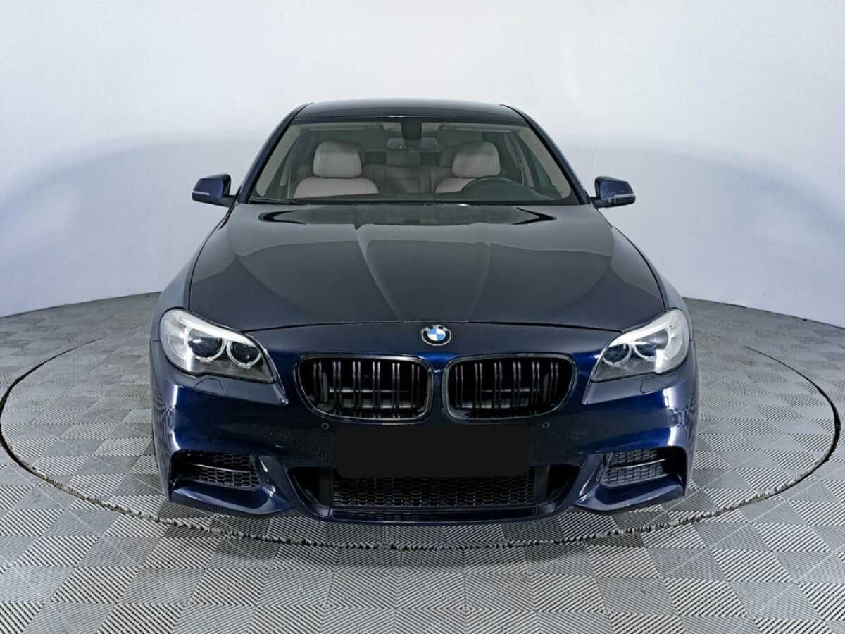 BMW 5 серии с пробегом — 2014 год. Фото: #1