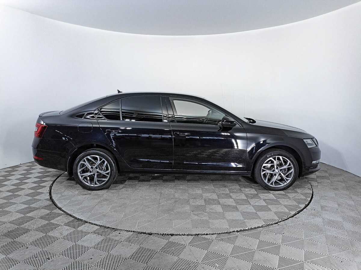 Skoda Octavia с пробегом — 2018 год. Фото: #3