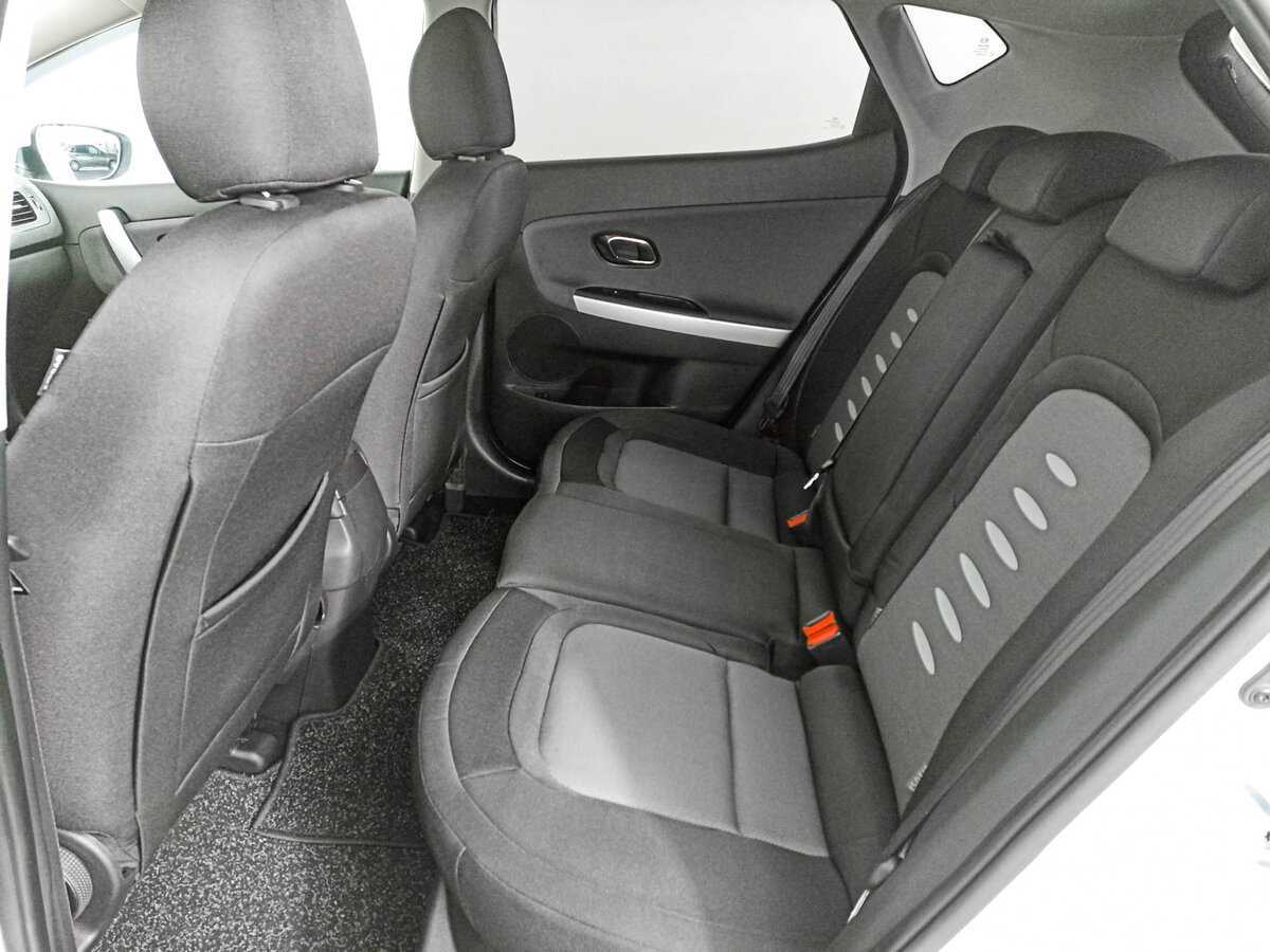 Kia Ceed с пробегом — 2014 год. Фото: #9