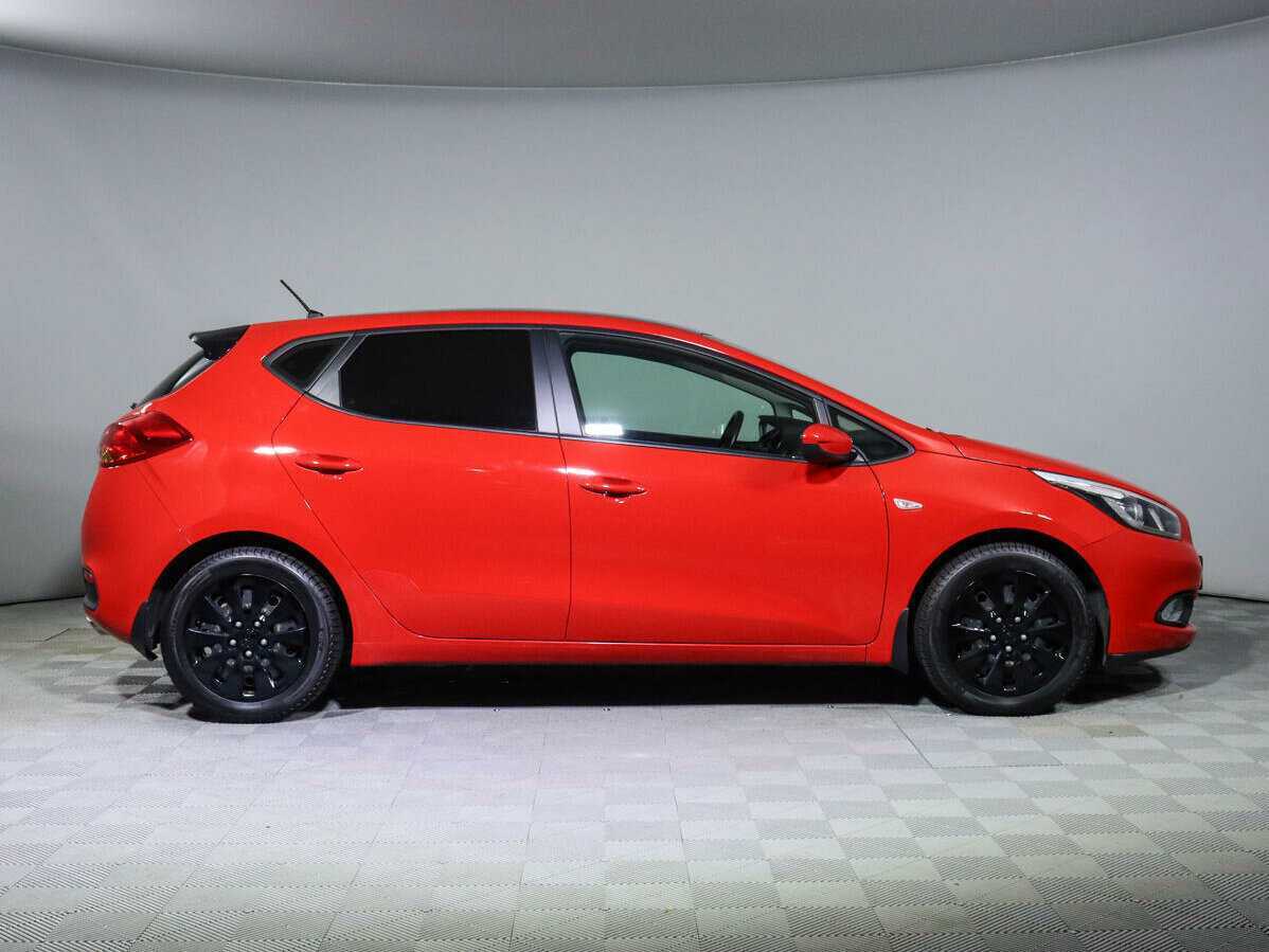 Kia Ceed с пробегом — 2014 год. Фото: #2