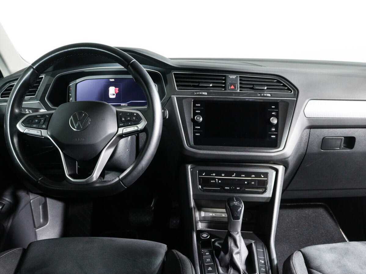 Volkswagen Tiguan с пробегом — 2021 год. Фото: #9