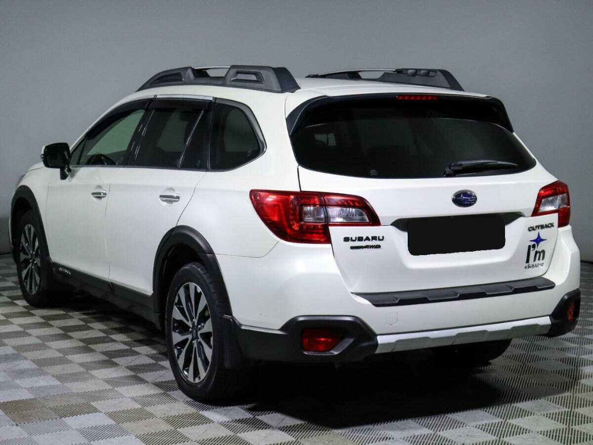 Subaru Outback с пробегом — 2015 год. Фото: #5