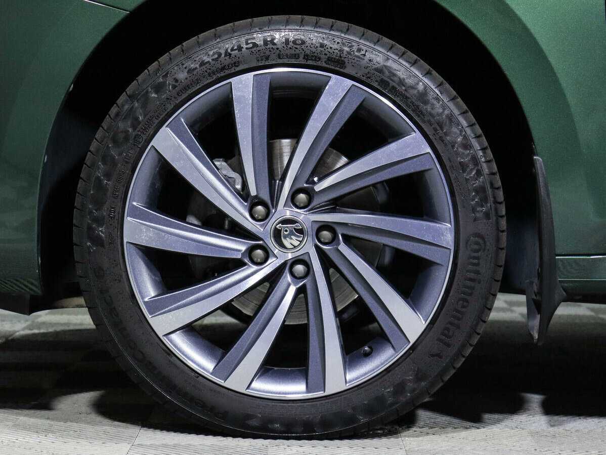Skoda Octavia с пробегом — 2021 год. Фото: #12