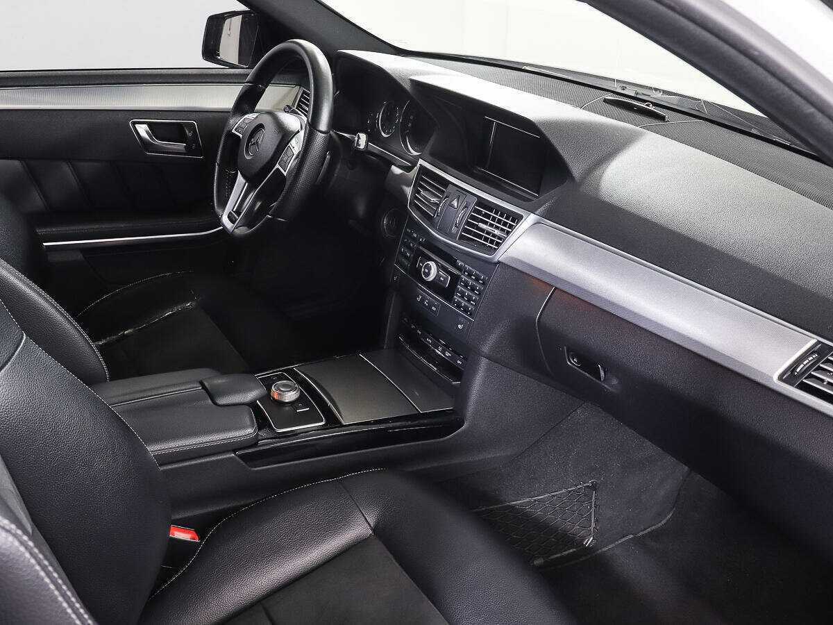 Mercedes-Benz E-Класс с пробегом — 2012 год. Фото: #8