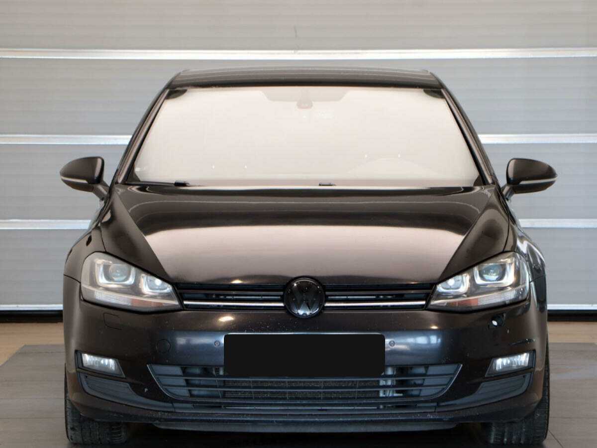 Volkswagen Golf с пробегом — 2013 год. Фото: #1