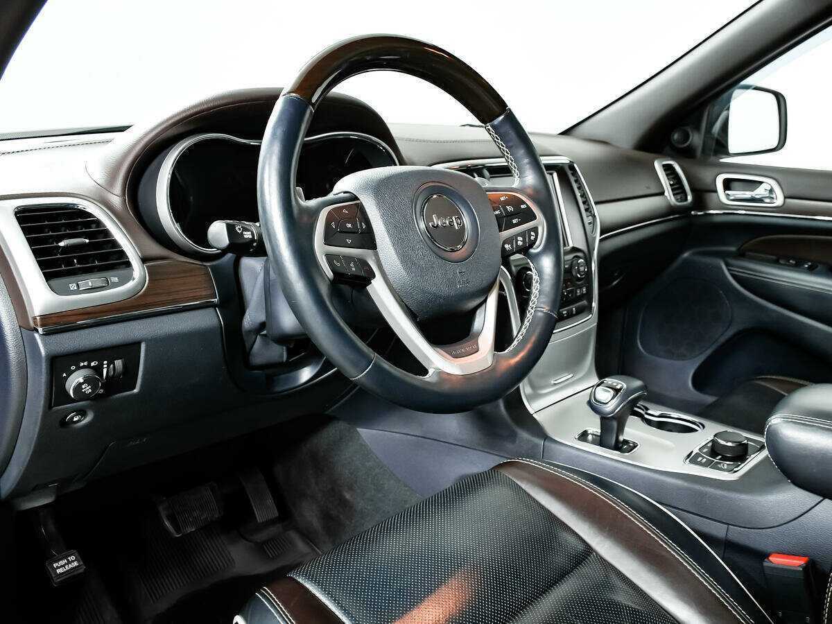 Jeep Grand Cherokee с пробегом — 2014 год. Фото: #3