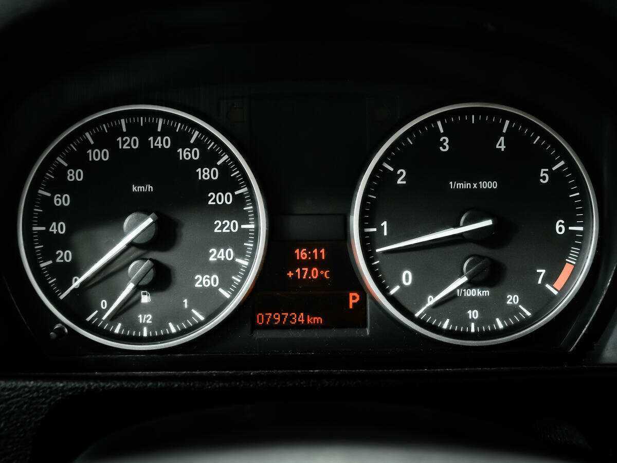 BMW X1 с пробегом — 2013 год. Фото: #9