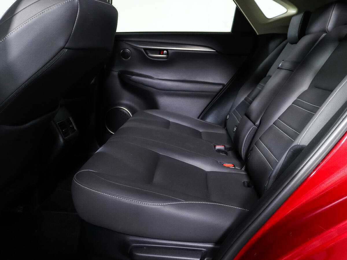 Lexus NX с пробегом — 2015 год. Фото: #7