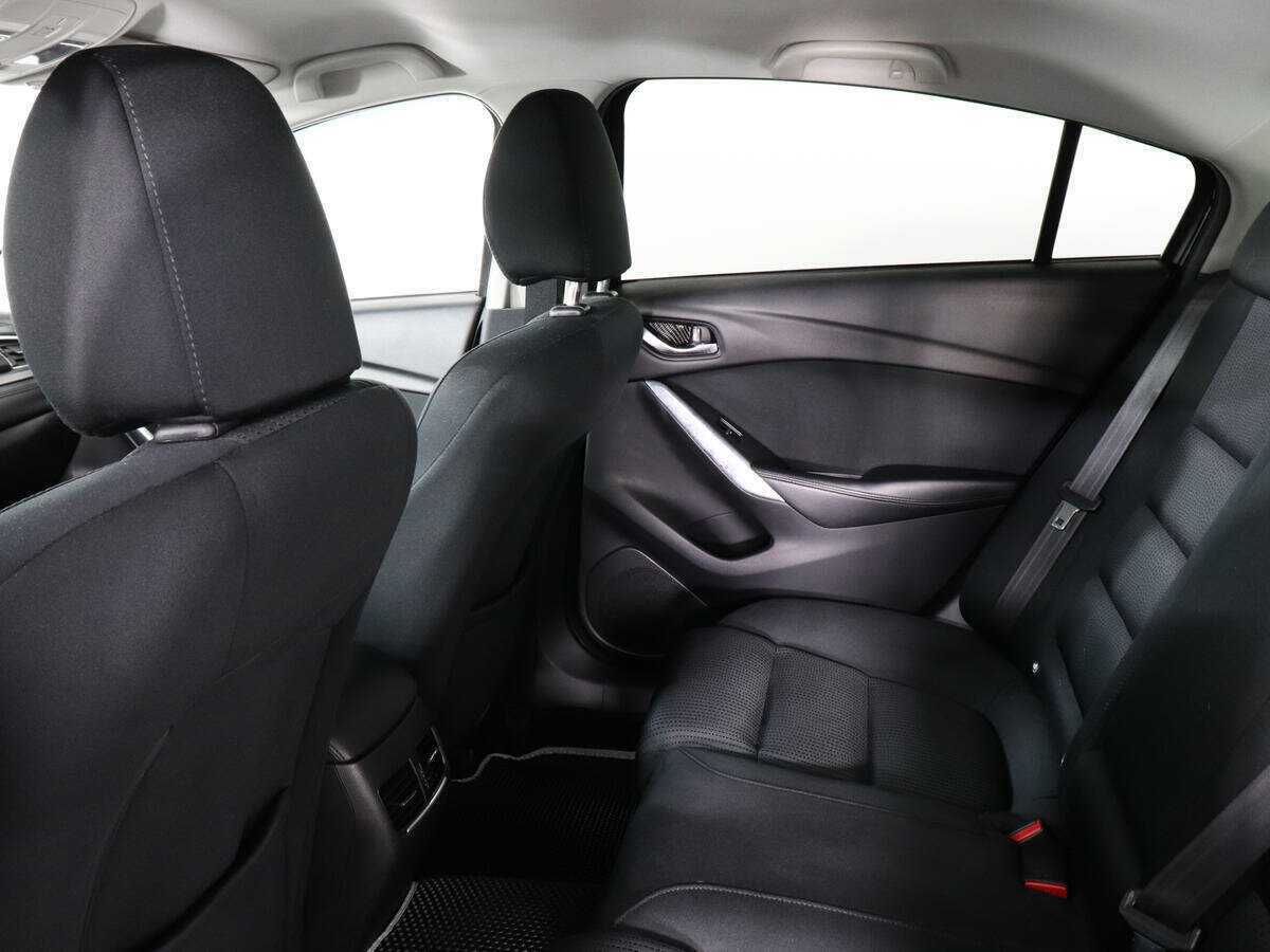 Mazda 6 с пробегом — 2018 год. Фото: #11