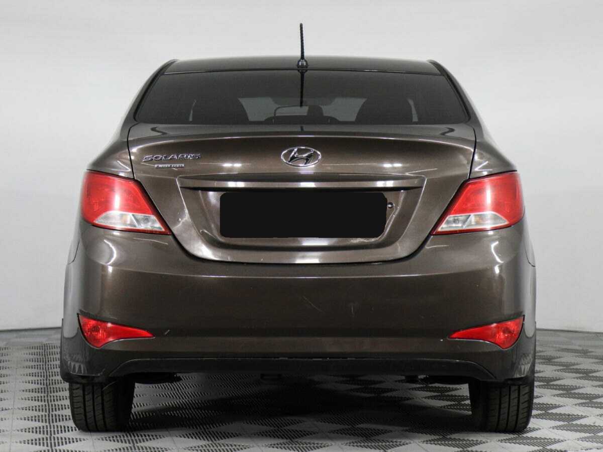 Hyundai Solaris с пробегом — 2016 год. Фото: #5