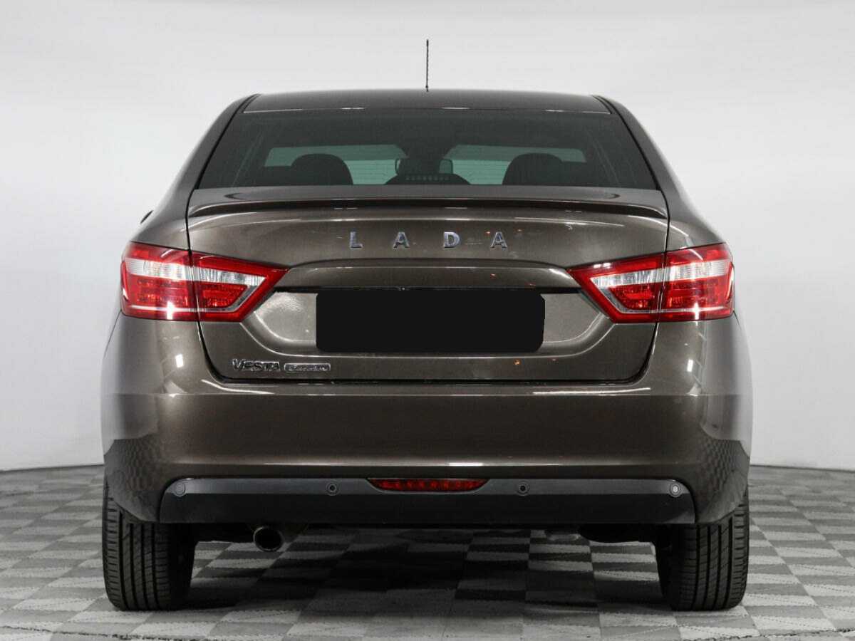 Lada (ВАЗ) Vesta с пробегом — 2019 год. Фото: #5