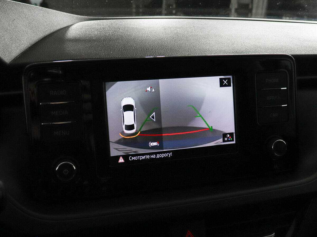 Skoda Rapid с пробегом — 2022 год. Фото: #12