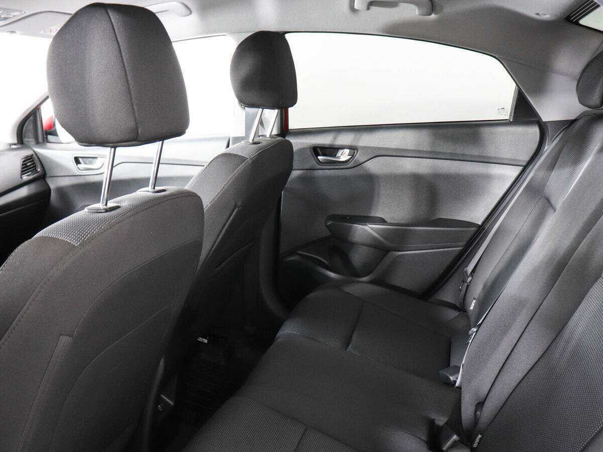 Hyundai Solaris с пробегом — 2020 год. Фото: #11