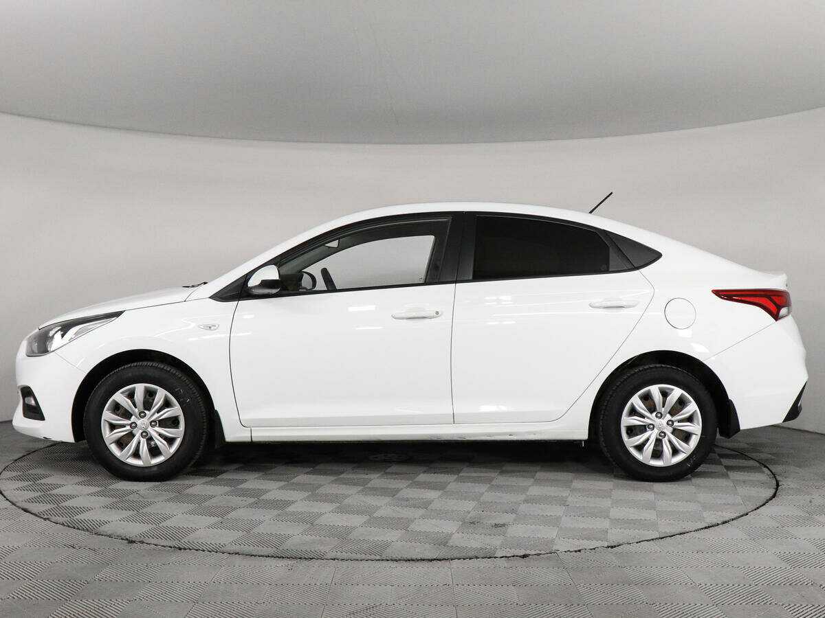 Hyundai Solaris с пробегом — 2017 год. Фото: #7