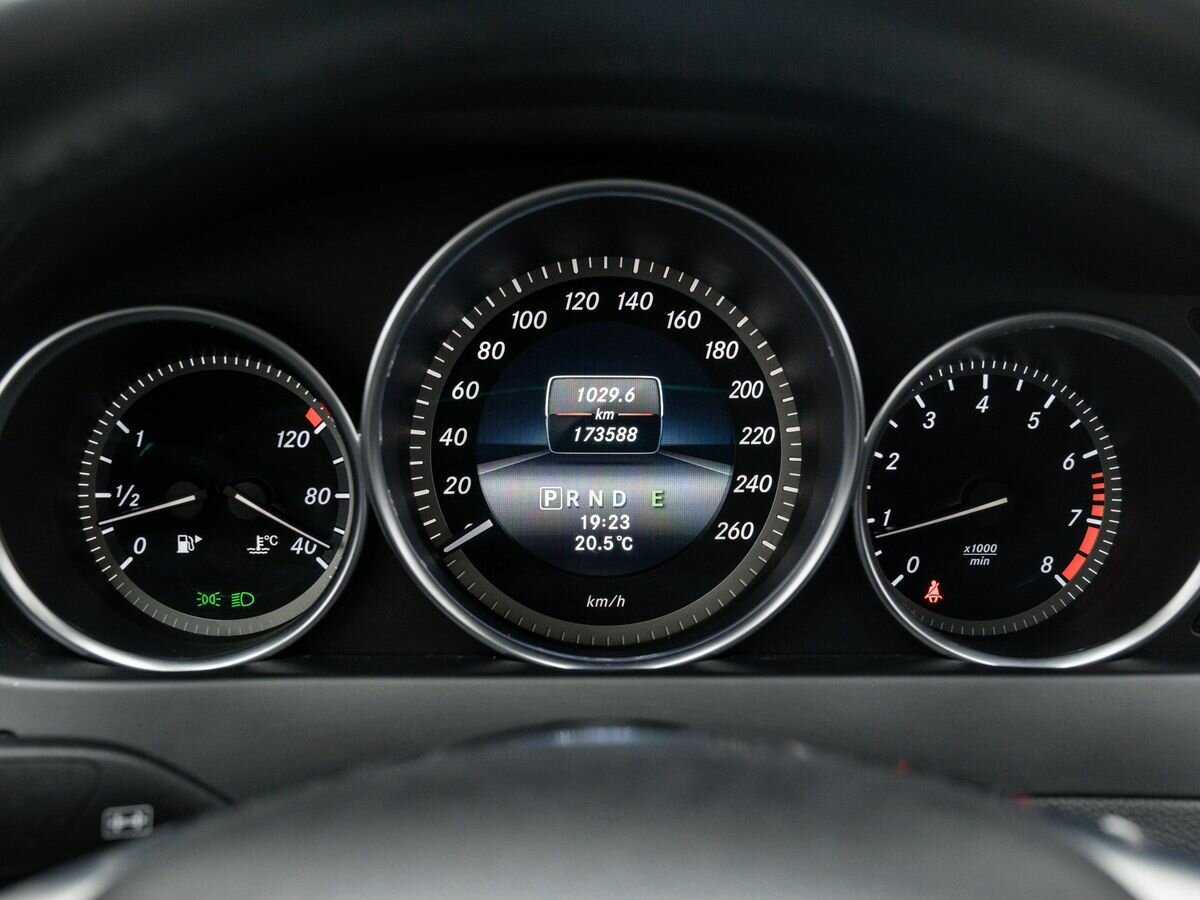 Mercedes-Benz C-Класс с пробегом — 2013 год. Фото: #20