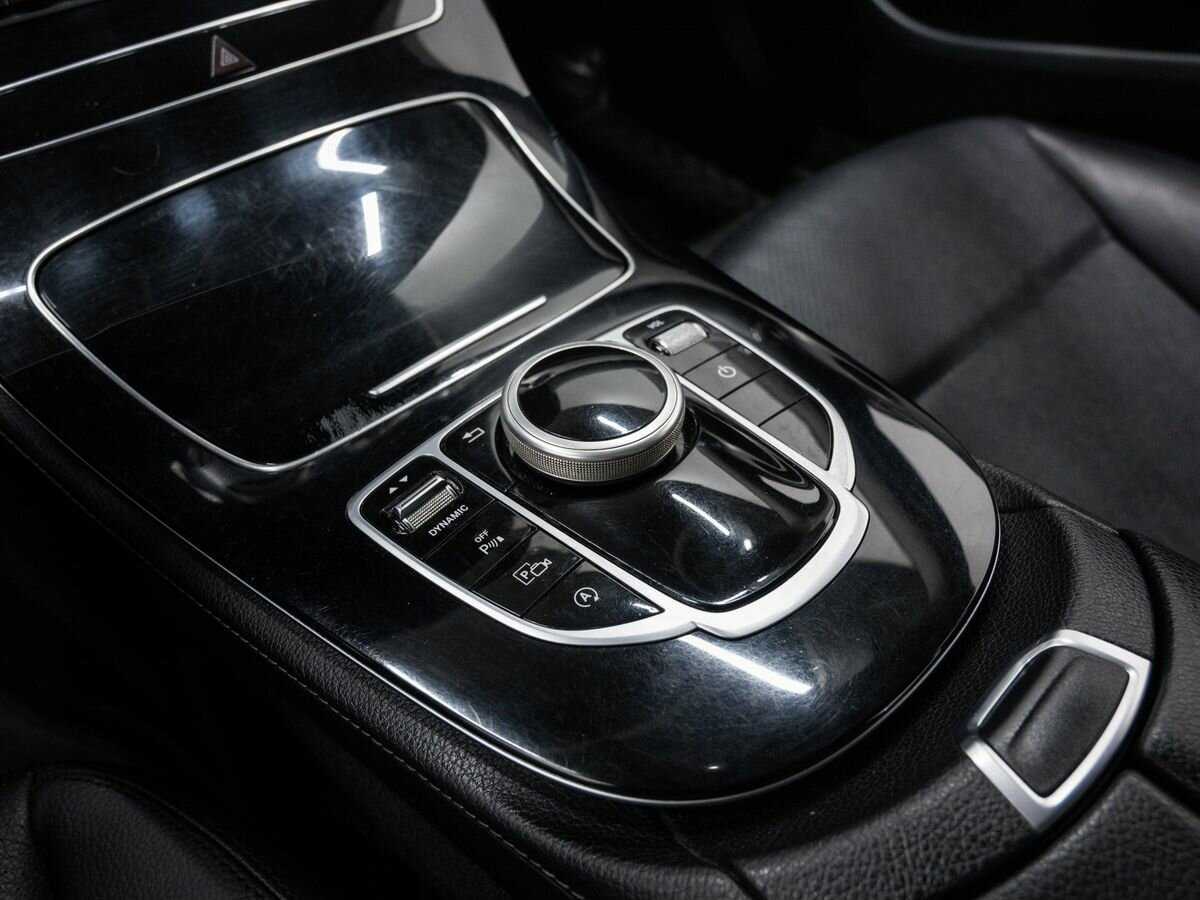 Mercedes-Benz E-Класс с пробегом — 2019 год. Фото: #15