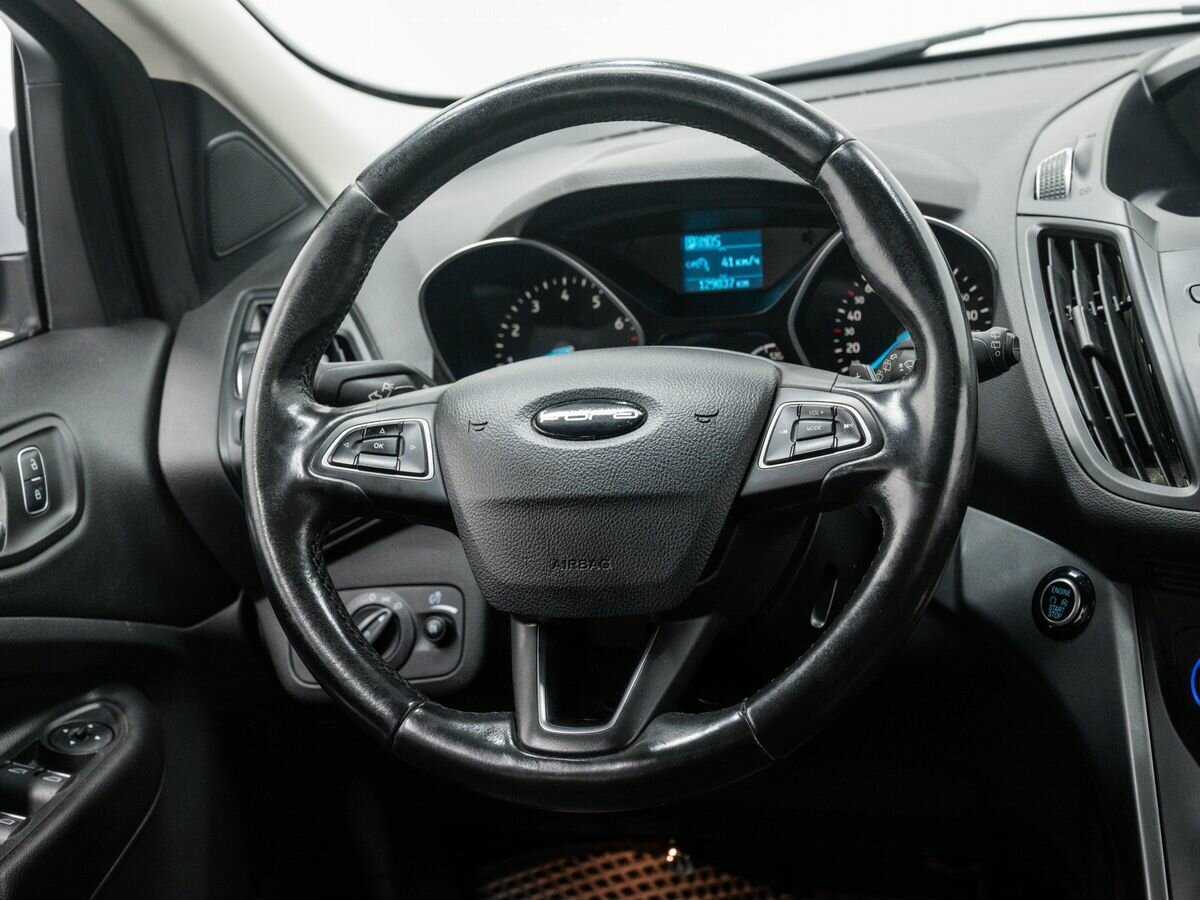 Ford Kuga с пробегом — 2018 год. Фото: #11