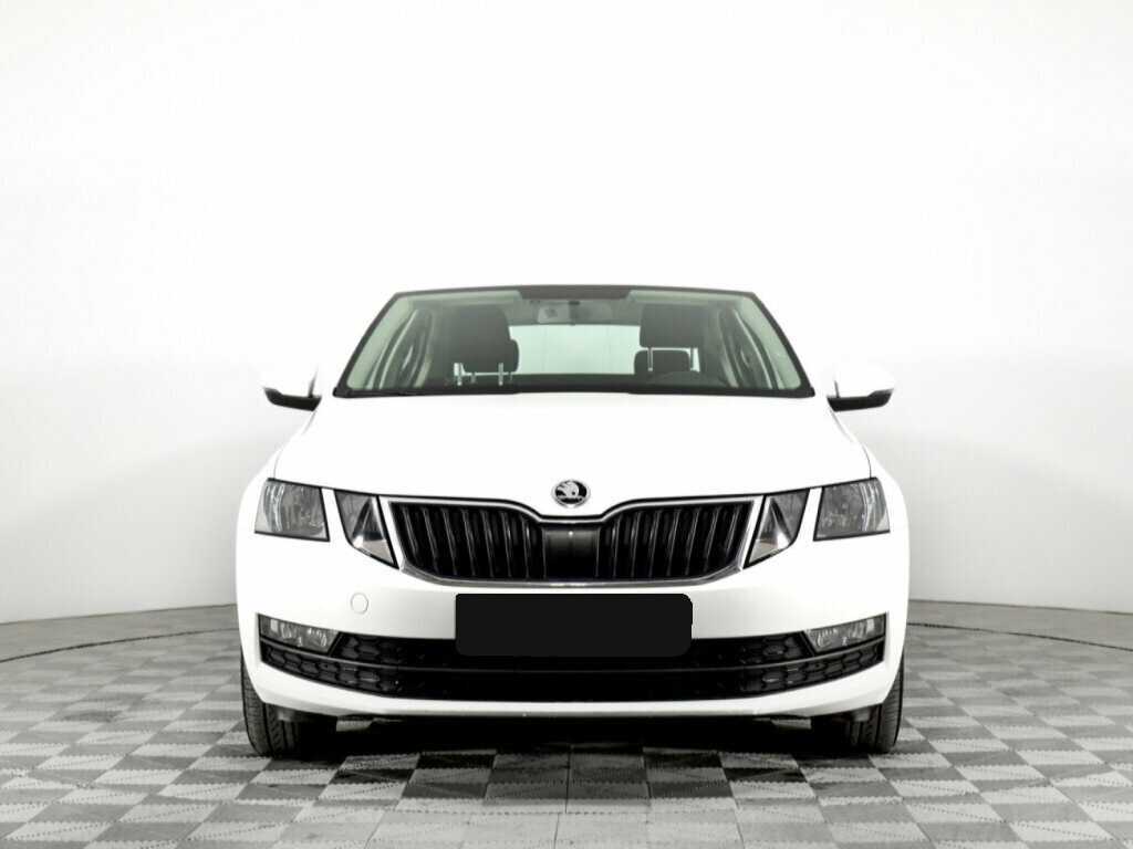 Skoda Octavia с пробегом — 2019 год. Фото: #1