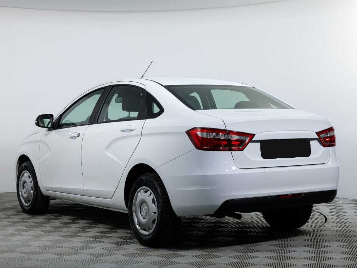 Lada (ВАЗ) Vesta с пробегом — 2022 год. Фото: #4