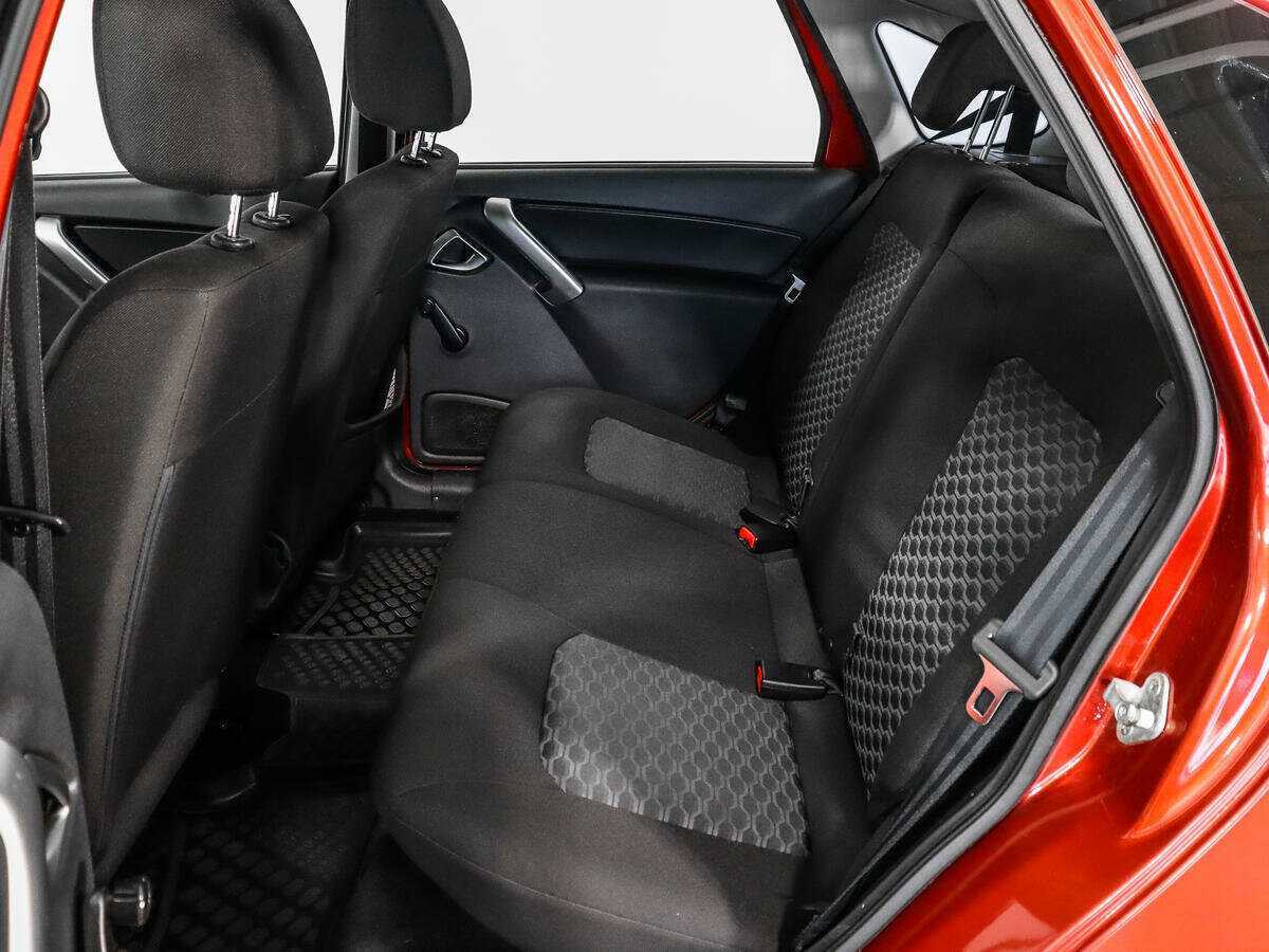 Lada (ВАЗ) Granta с пробегом — 2021 год. Фото: #9