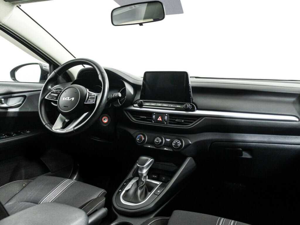 Kia Cerato с пробегом — 2022 год. Фото: #8