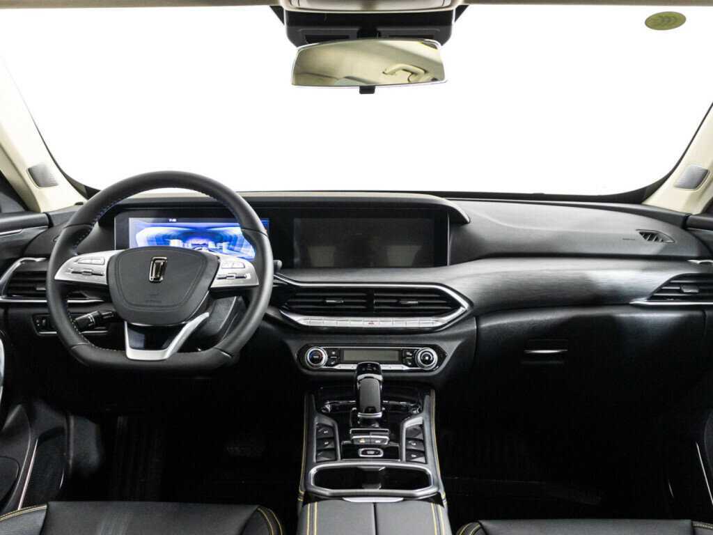 FAW Bestune T77 с пробегом — 2023 год. Фото: #12