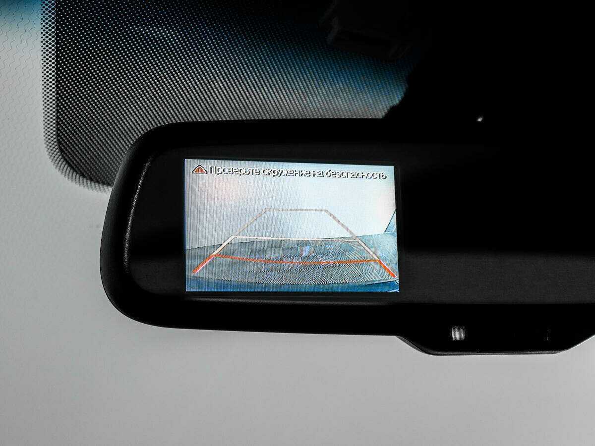 Hyundai Solaris с пробегом — 2015 год. Фото: #15