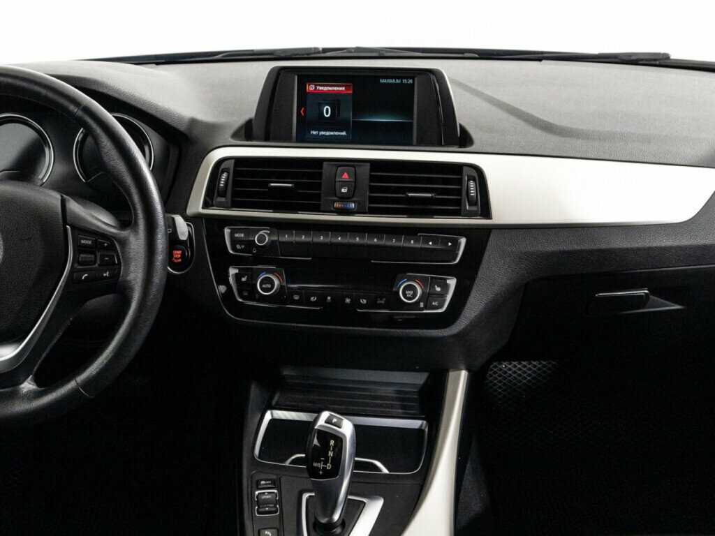 BMW 1 серии с пробегом — 2017 год. Фото: #13