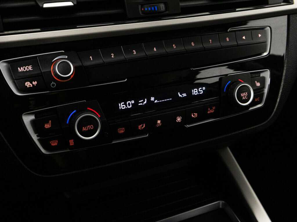 BMW 1 серии с пробегом — 2017 год. Фото: #15